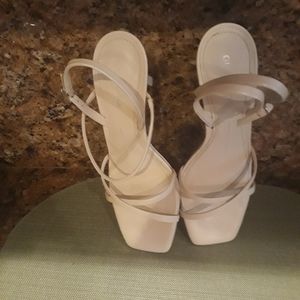 Gianni Bini Sandals